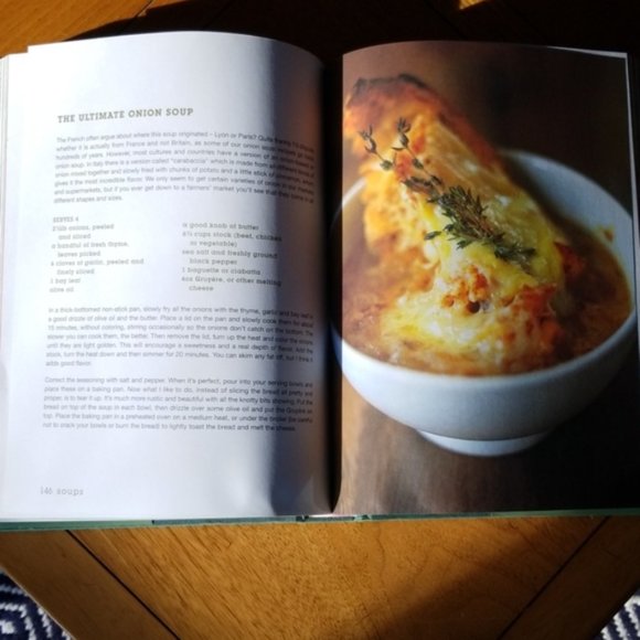 Jamie's Essentials Cookbook - Picture 3 of 6